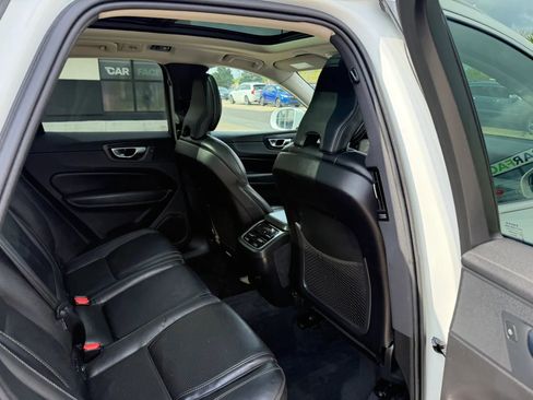 Used 2021 Volvo XC60 T5 Inscription w/ Climate Package AWD/4WD image 24
