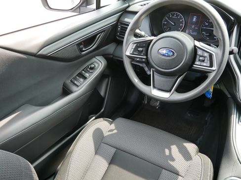 Used 2022 Subaru Outback AWD/4WD image 9