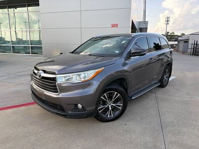 Used 2016 Toyota Highlander XLE