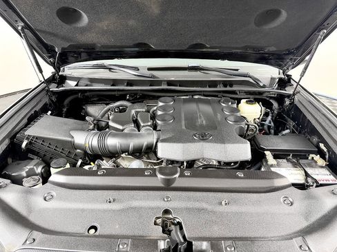 Used 2013 Toyota 4Runner Limited AWD/4WD image 20