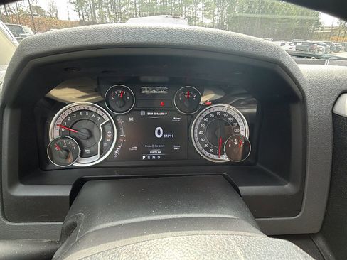 Used 2020 RAM 1500 Tradesman w/ Tradesman SXT Package image 29