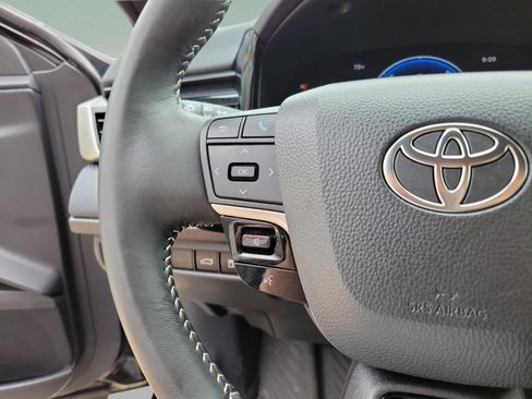 Certified 2026 Toyota Camry SE FWD image 22