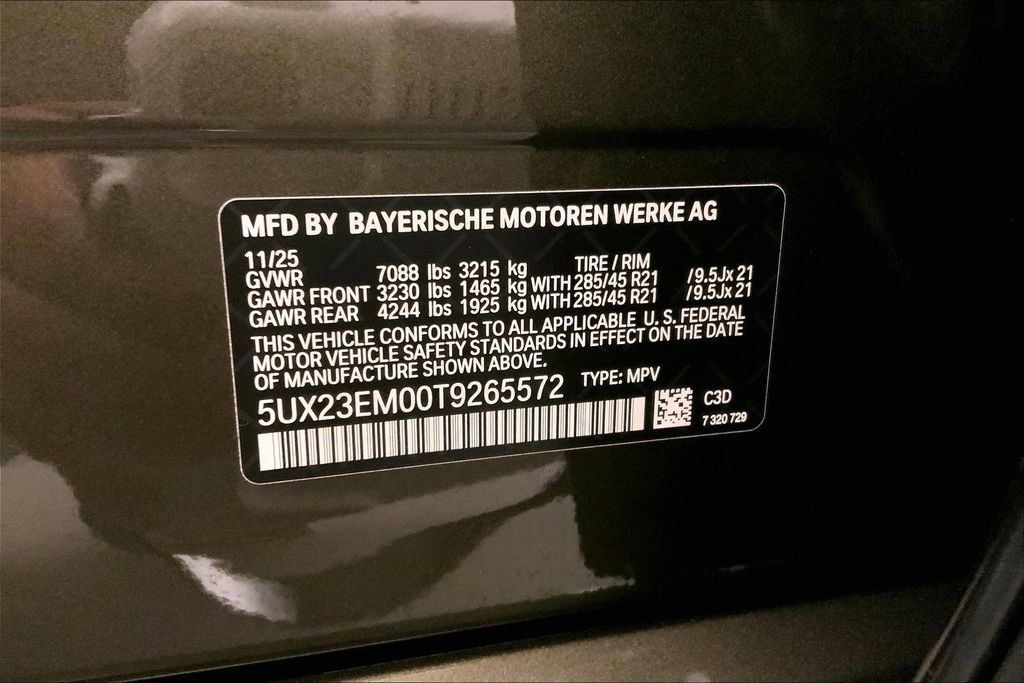 Used 2026 BMW X7 xDrive40i AWD/4WD image 32