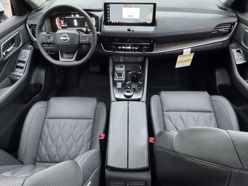 New 2026 Nissan Rogue Platinum w/ Platinum Premium Package AWD/4WD image 14