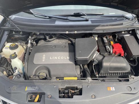 Used 2014 Lincoln MKX AWD w/ Equipment Group 102A image 41