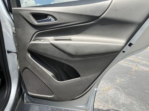 Used 2022 Chevrolet Equinox LT image 21