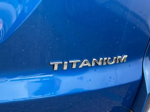 Used 2021 Ford EcoSport Titanium image 7