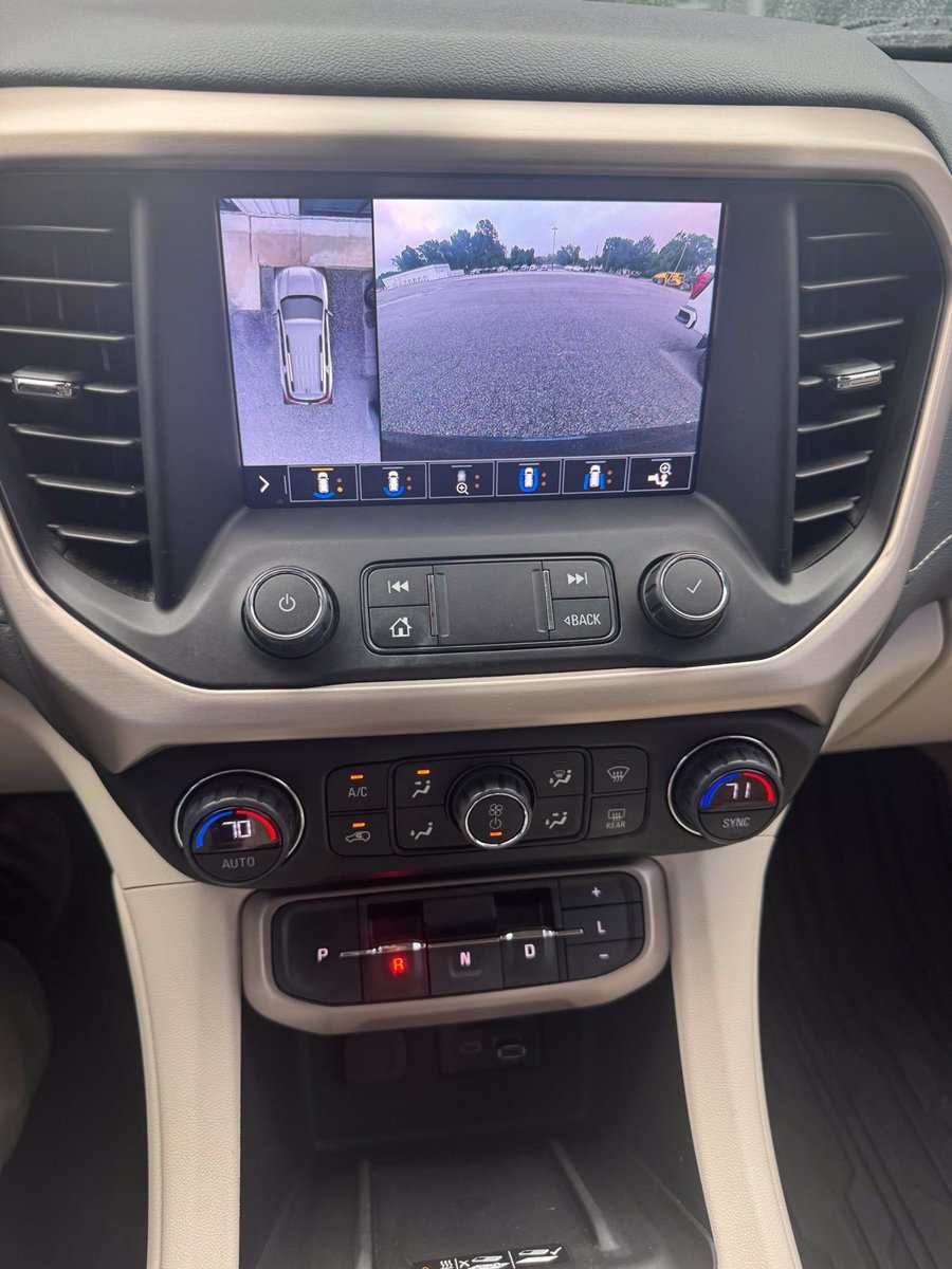Used 2020 GMC Acadia Denali w/ Trailering Package FWD image 18