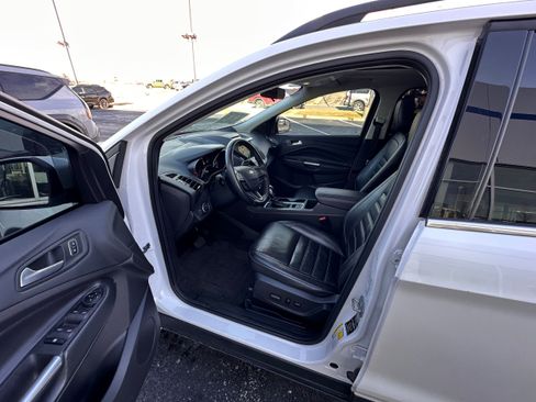 Used 2018 Ford Escape SEL image 13
