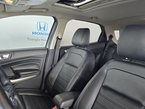 Used 2022 Ford EcoSport Titanium image 11
