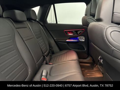 Certified 2025 Mercedes-Benz GLC 300 image 28