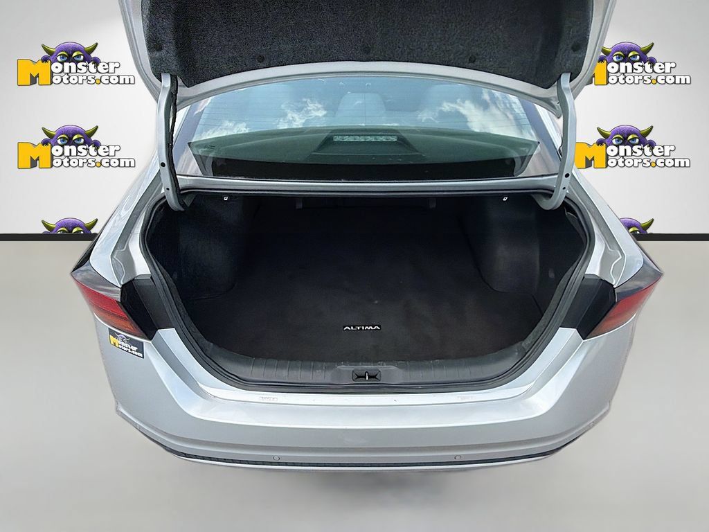 Used 2023 Nissan Altima 2.5 SV FWD image 27