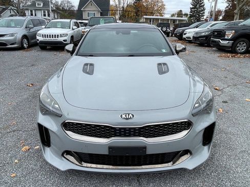 Used 2019 Kia Stinger GT1 image 9