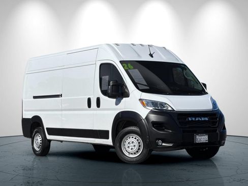 Used 2026 RAM ProMaster 2500 w/ Convenience Group FWD image 2