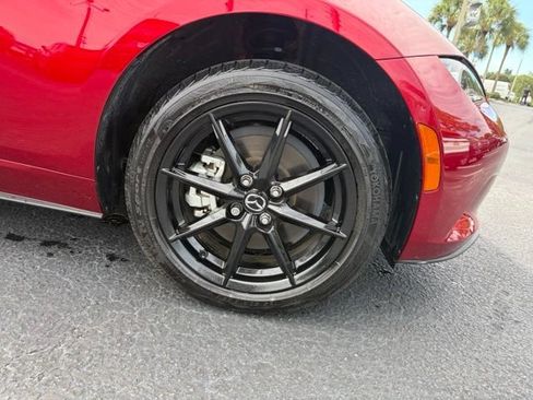 Used 2024 MAZDA MX-5 Miata Sport RWD image 8