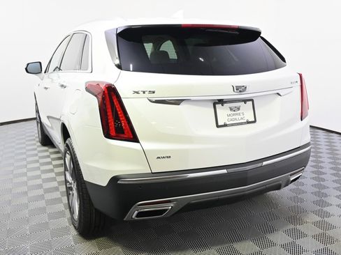 New 2025 Cadillac XT5 Premium Luxury w/ LPO, Floor Liner Package image 4