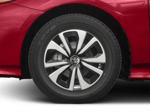 Used 2017 Toyota Prius Prime Advanced w/ Preferred Accessory Package image 11