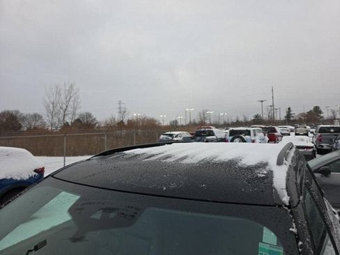 Used 2023 Ford Explorer XLT w/ Equipment Group 202A image 14