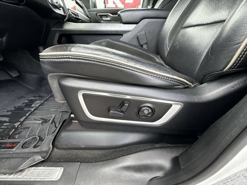 Used 2021 RAM 1500 Laramie w/ Sport Appearance Package AWD/4WD image 12