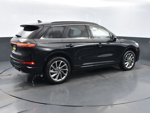 New 2026 Lincoln Corsair Grand Touring image 4
