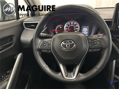 Used 2022 Toyota Corolla Cross LE image 10