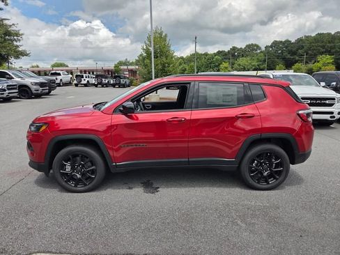 New 2026 Jeep Compass Latitude AWD/4WD image 4