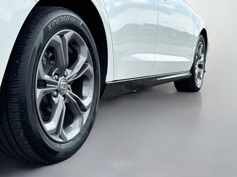 Used 2023 Honda Accord EX-L image 9