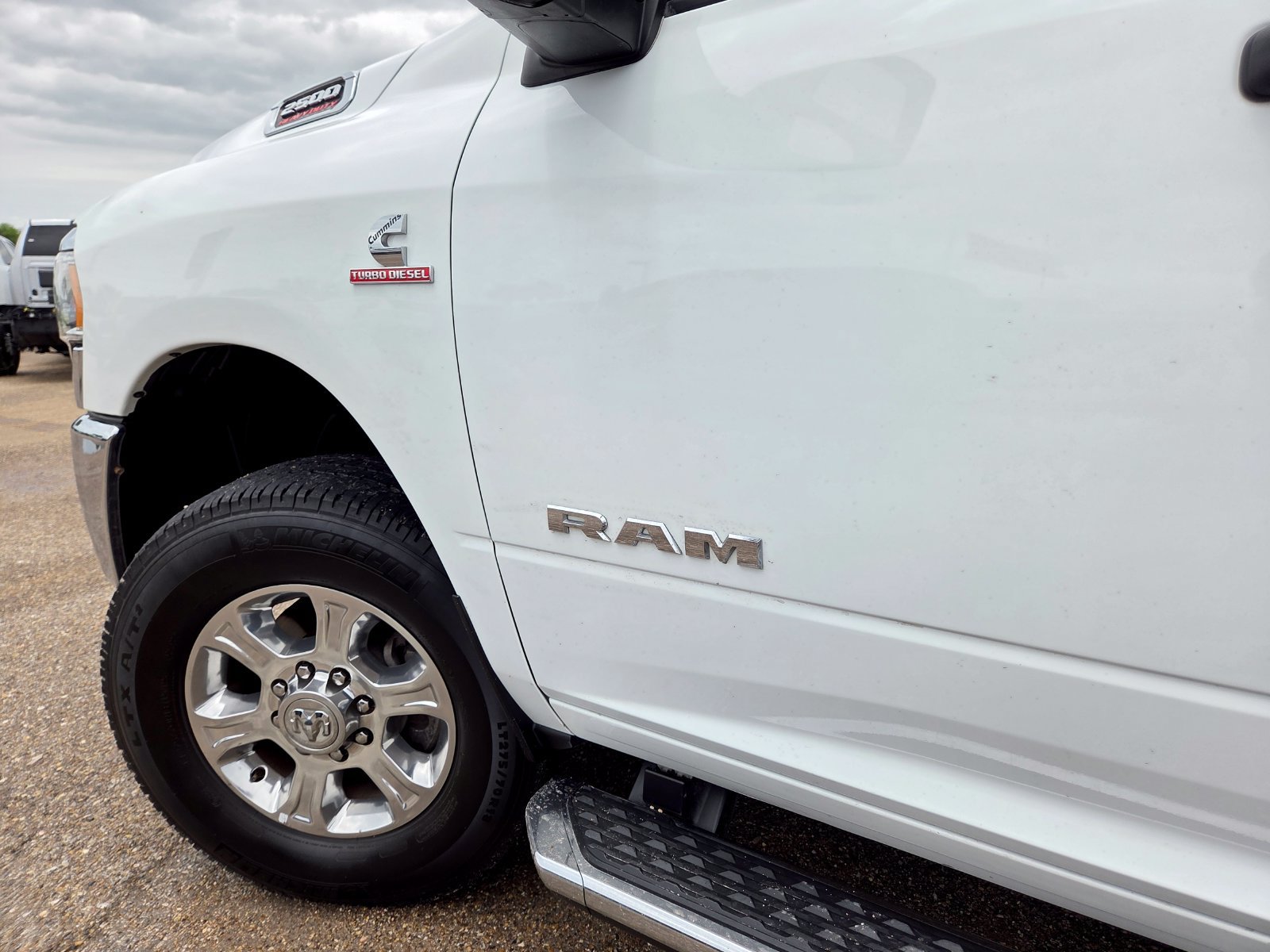 Used 2023 RAM 2500 Big Horn w/ Level 1 Equipment Group AWD/4WD image 15