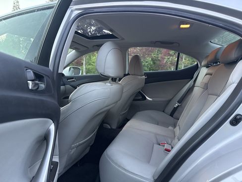 Used 2008 Lexus IS 250 AWD w/ Preferred Accessory Pkg image 18