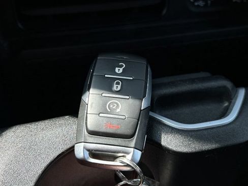 Used 2023 RAM 1500 Big Horn AWD/4WD image 49