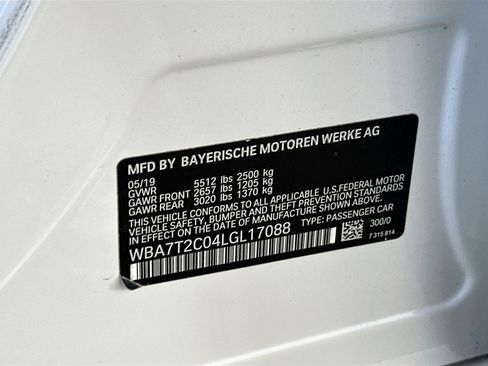 Used 2020 BMW 740i w/ M Sport Package image 36