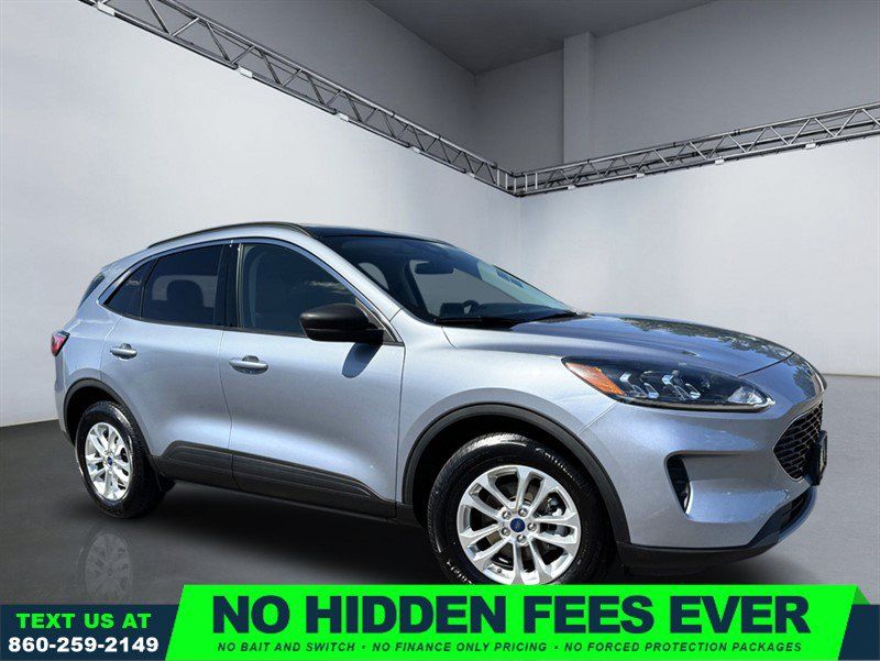 Used 2022 Ford Escape SE w/ Cold Weather Package AWD/4WD image 1