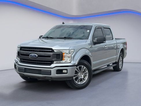 Used 2020 Ford F150 XLT w/ Equipment Group 302A Luxury RWD image 2