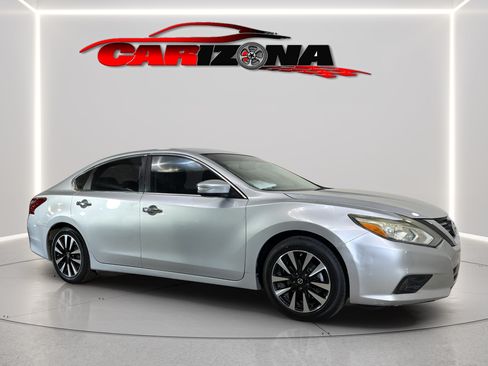 Used 2018 Nissan Altima 2.5 SL FWD image 2