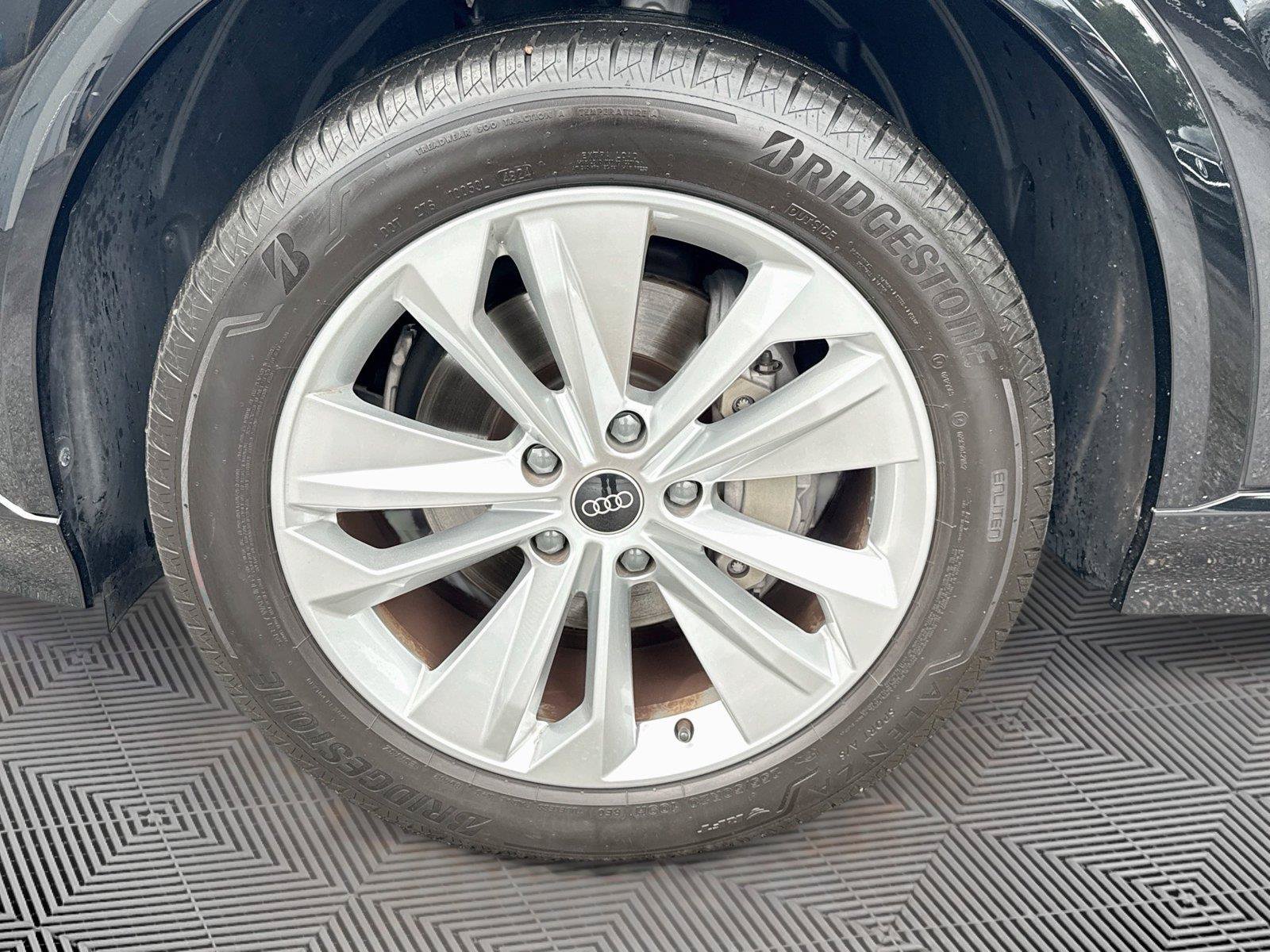 Certified 2025 Audi Q6 e-tron Premium Plus w/ Premium Plus RWD image 33