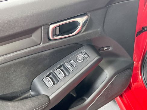 Used 2023 Honda Civic Sport image 17