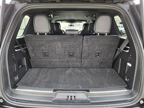 Used 2019 Lincoln Navigator Select w/ Technology Package image 20