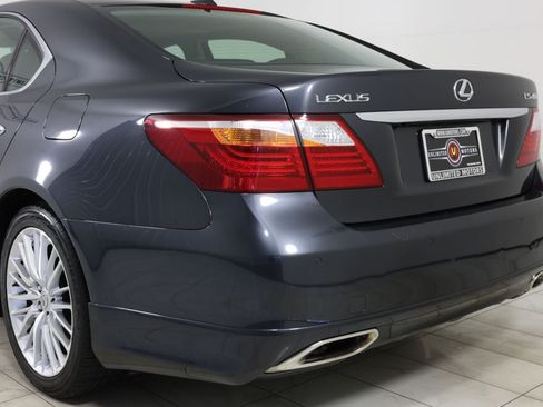 Used 2010 Lexus LS 460 RWD image 47