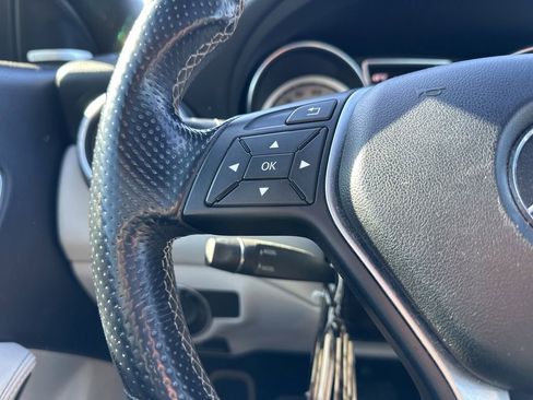 Used 2014 Mercedes-Benz CLA 250 image 22
