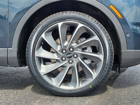 Certified 2023 Lincoln Nautilus Reserve w/ Equipment Group 202A AWD/4WD image 9