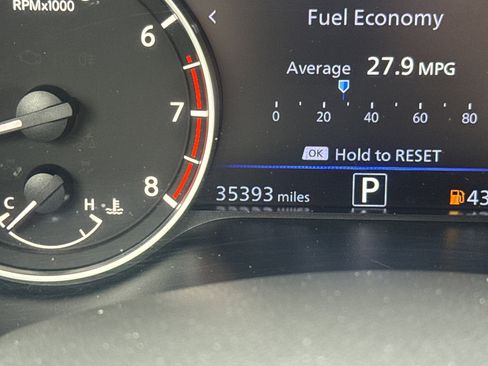 Used 2023 Nissan Altima 2.5 SV w/ SV Premium Package image 21