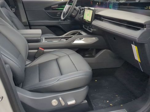 New 2026 Lincoln Nautilus Premier image 23