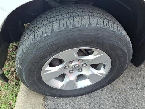 Used 2021 RAM 1500 Big Horn image 6