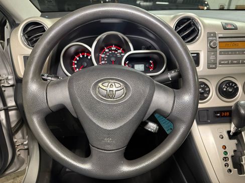 Used 2010 Toyota Matrix image 13