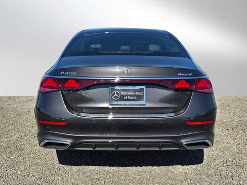 New 2026 Mercedes-Benz E 450 4MATIC Sedan image 4