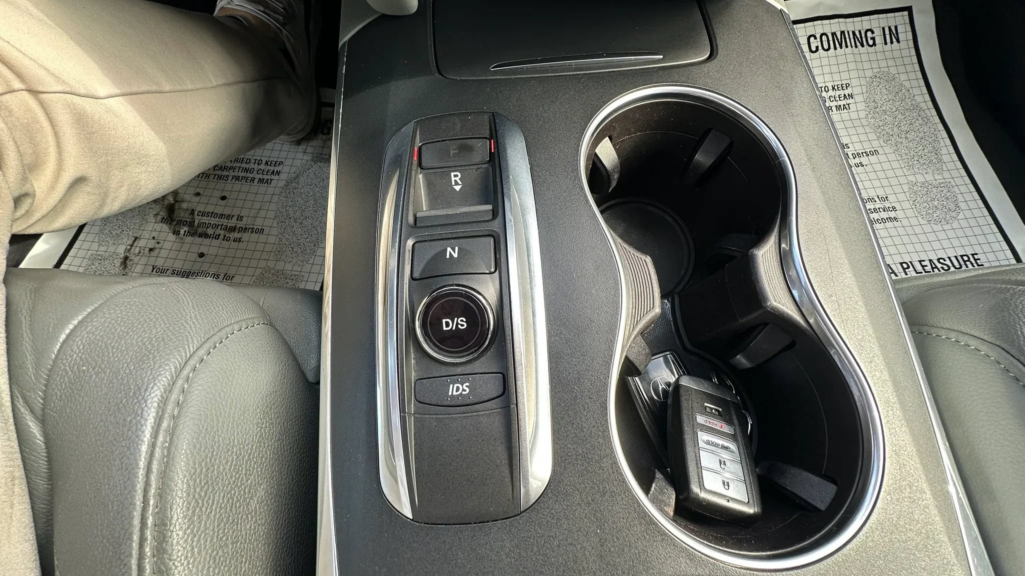 Used 2016 Acura MDX w/ Technology Package AWD/4WD image 24