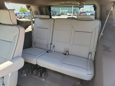 New 2026 GMC Yukon Denali w/ Sun & Power Step Package AWD/4WD image 28