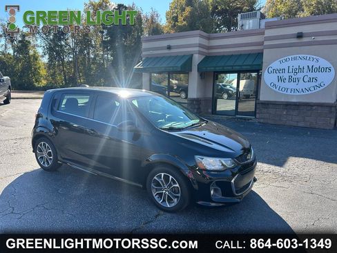 Used 2017 Chevrolet Sonic LT image 1