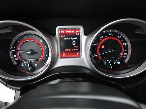 Used 2019 Dodge Journey GT AWD/4WD image 4