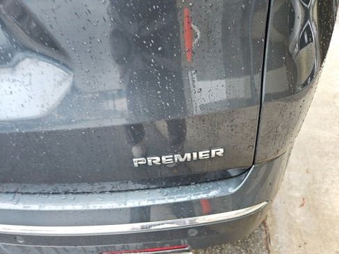 Used 2019 Chevrolet Traverse Premier w/ Driver Confidence II Package image 9